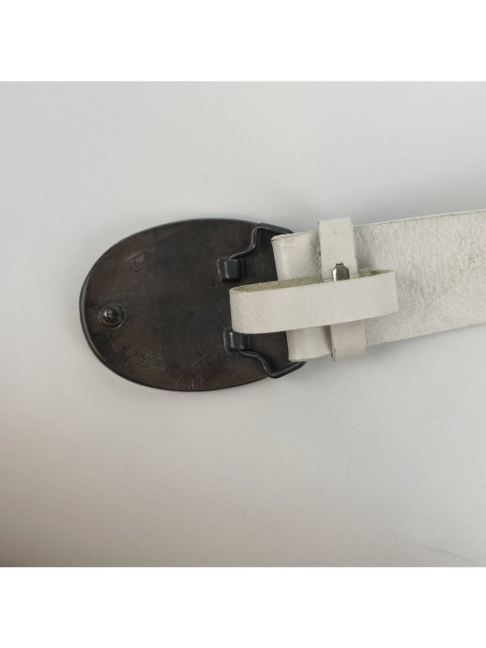 Doncaster White Italian Leather Belt w/ Stone & Brass Buckle – Size Small - Picture 3 of 6